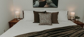 Cozy Downtown Loft - 1BR