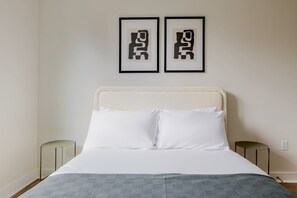 Fer et planche à repasser, Wi-Fi, draps fournis