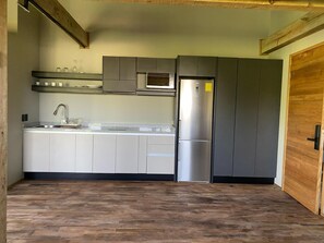 Microwave, stovetop - DEPARTAMENTO LUMINOSO, ACOGEDOR Y EQUIPADO (Brisas de Zicatela)