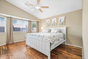 3 bedrooms, iron/ironing board, WiFi, bed sheets - Desert Retreat near Oro Valley (Tucson)