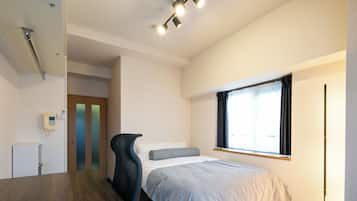 Basic Double Room, Balcony, City View | Premium bedding, free WiFi, bed sheets