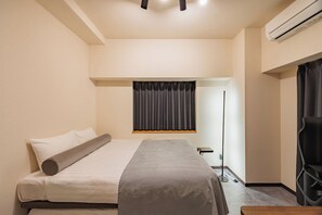 Basic Double Room, Balcony, City View | Premium bedding, free WiFi, bed sheets - OPT Gendai House Kogane (Nagoya)