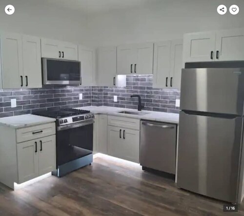 The Macro-Lux at Lower Atwells 2BR APT Ldry.DW "P"