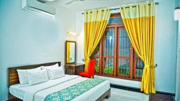 Familiekamer, balkon | Geluiddichte muren, gratis wifi, beddengoed