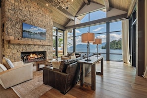 Smart TV, fireplace, stereo, offices