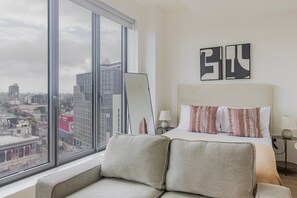 Ferros/tábuas de passar roupa, Wi-Fi, roupa de cama