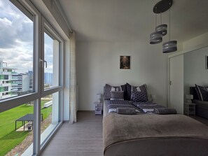 2 Schlafzimmer, Bügeleisen/Bügelbrett, Reisekinderbett, kostenloses WLAN