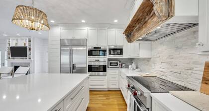 Luxurious 7-Bedroom Home in Falmouth