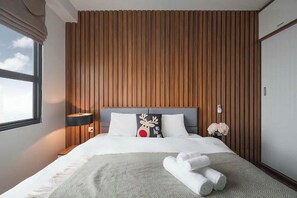 Comfort Apartment, 2 Bedrooms, 2 Bathrooms | Premium bedding, individually decorated, individually furnished, desk