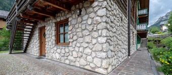 Charming ground floor apartment in the village of Campestrin
