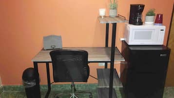 Room, 2 Bedrooms, Balcony, Garden View | Interior