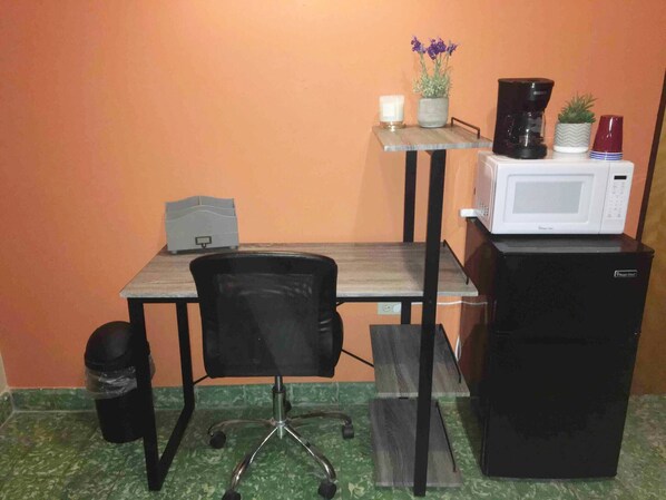 Zimmer, 2 Schlafzimmer, Balkon, Gartenblick | Innenbereich