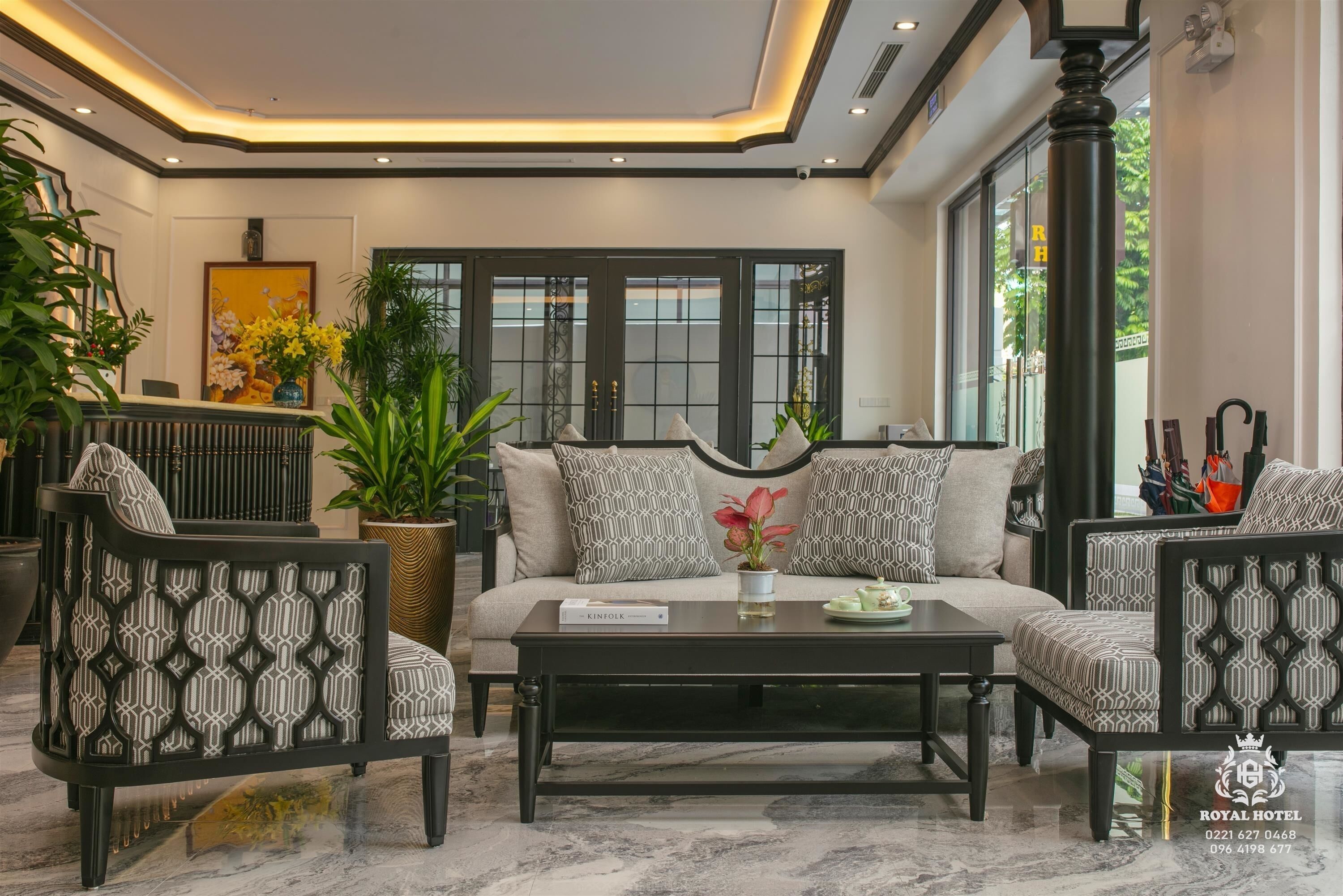 ฝ่ายต้อนรับ