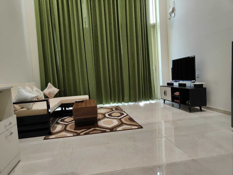Cozy Duplex Loft With Wifi And Ac In Amazing Gurugram - Manesar