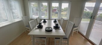 Charmigt Villa bredvid sjön Örlen