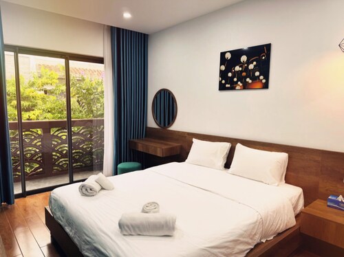 Play & Stay Family Apartments 2-bedroom apartment with AC in Phường Cẩm Nam