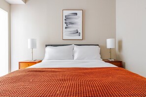 1 chambre, fer et planche à repasser, Wi-Fi, draps fournis