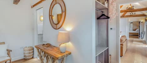 2 bedrooms, free WiFi