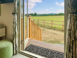 Interior - 1 bedroom accommodation in Southtown, nr Illminster (Southtown, nr Illminster)