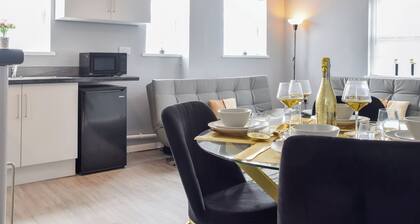 Apartment 5 - UK50139