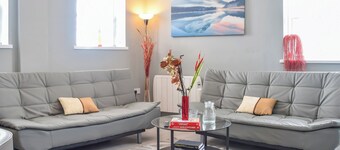 Apartment 2 - UK50136