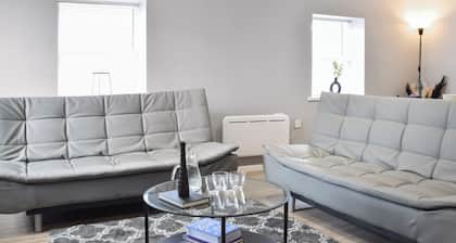 Apartment 4 - UK50138