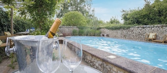1 bedroom accommodation in Faversham