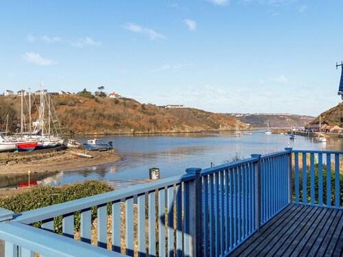 The setting is peaceful yet never far from the sea.