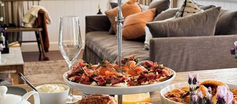 Wandarra Homestead | Luxury Dog Friendly Accomm, Mudgee