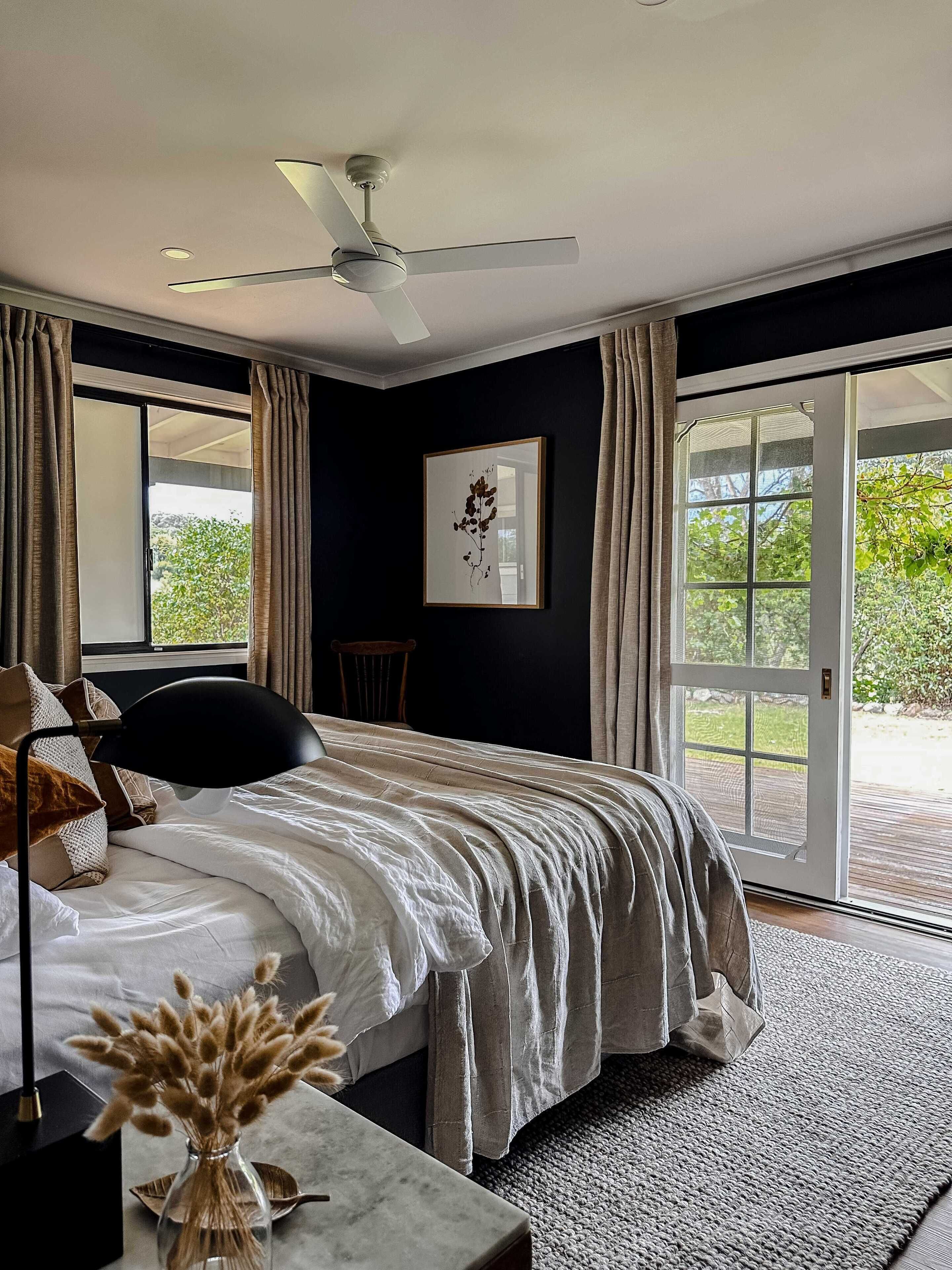 4 bedrooms, iron/ironing board, travel cot, free WiFi