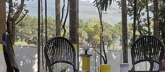 Naljuri Inn Hotel