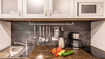 Refrigerador, microondas, parrilla de estufa y lavavajillas