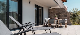 Boutique apartment on Lake Chiemsee with private sun terrace