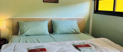 Deluxe Double Room, Mountain View | Desk, laptop workspace, free WiFi, bed sheets