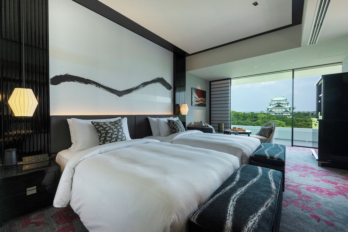 Premium bedding, minibar, in-room safe, free WiFi