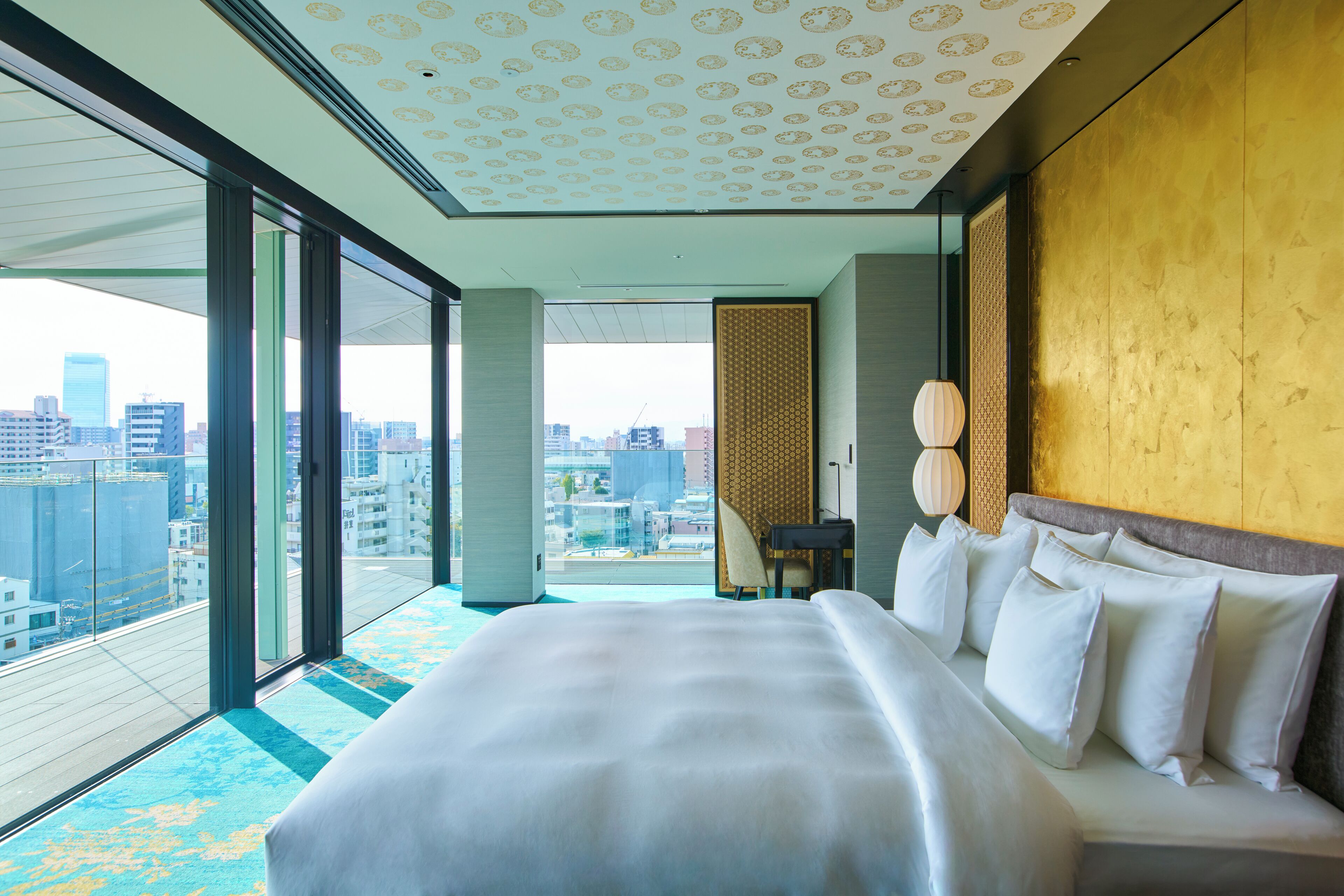 [Club Lounge Access] Grande City View King, Non Smoking | Premium bedding, down comforters, minibar, in-room safe