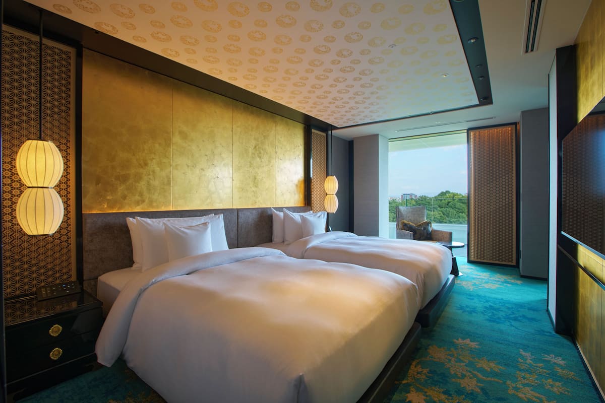 Zweibettzimmer, Nichtraucher (Grande,Castle View,Club Lounge Access) | Hochwertige Bettwaren, Minibar, Zimmersafe, kostenloses WLAN