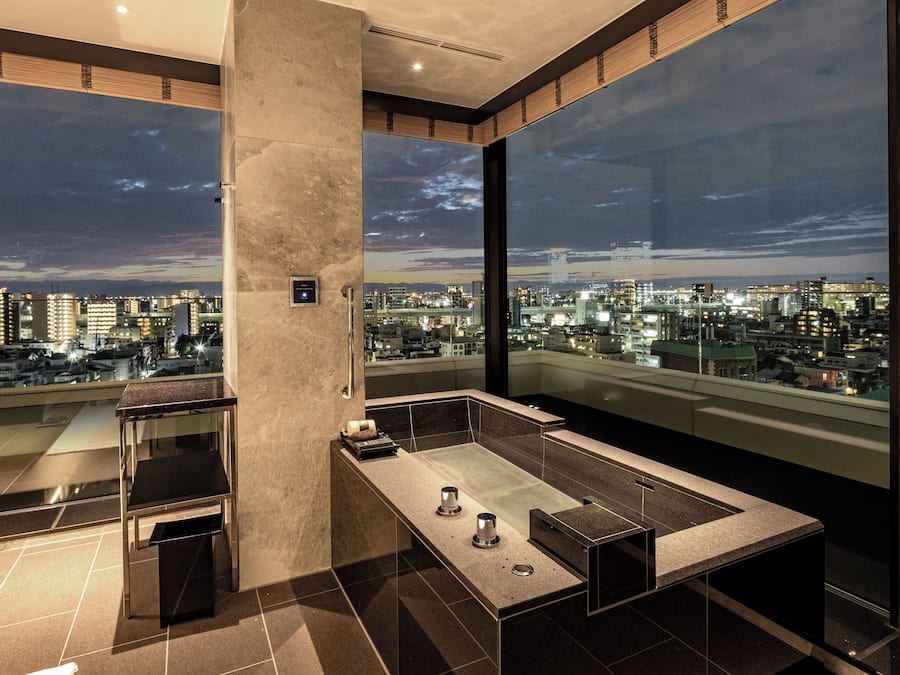 Luxury-Zimmer, Nichtraucher, Stadtblick (King, ONSEN, Club Lounge Access) | Badezimmer