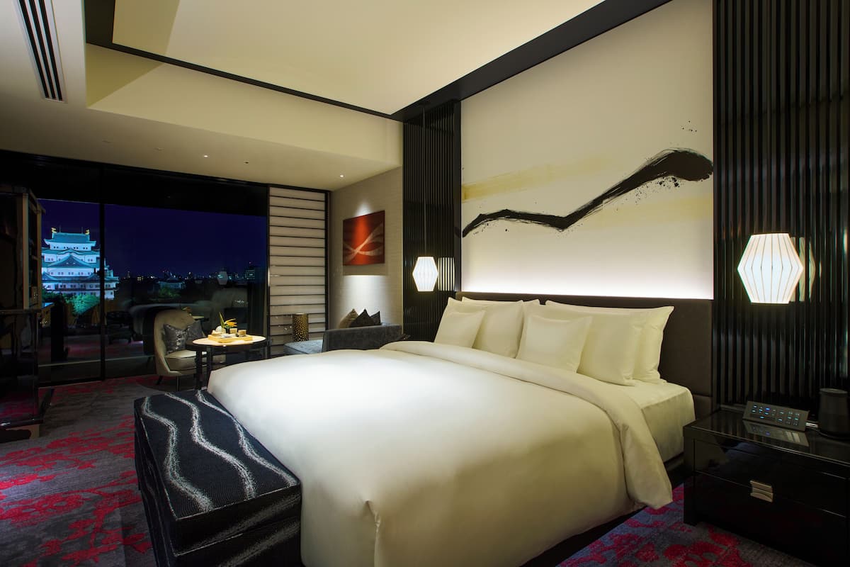 Premium bedding, minibar, in-room safe, free WiFi