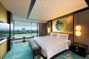 Premium bedding, minibar, in-room safe, free WiFi