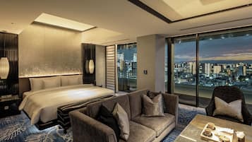 Premium bedding, minibar, in-room safe, free WiFi