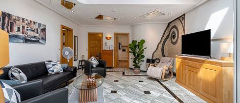 Téléviseur, chaîne audio