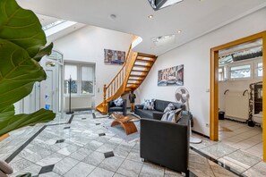 Televisión, estéreo