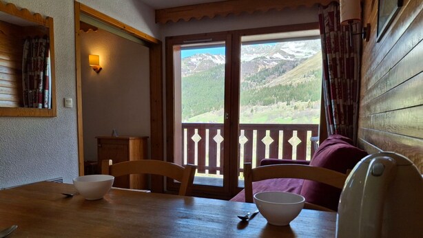 Unclassified image, 1 of 16, button - Charming 3-Room Apartment Ski-In/Ski-Out (Saint-François-Longchamp)