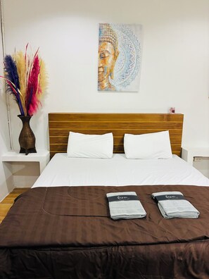 Superior Double Room, City View | Desk, laptop workspace, free WiFi, bed sheets - Apartment Wat Sawang Arom 35 (Koh Samui)