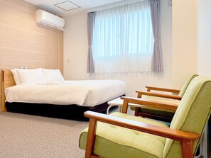 Standard Double Room | Desk, free WiFi