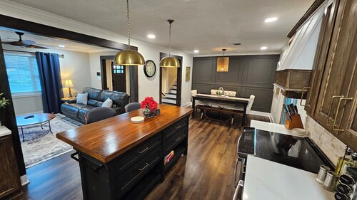 🌟Chic Designer Getaway; Private Cul-de-Sac; Veteran-Owned🌟 