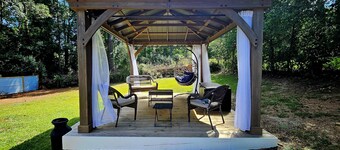 Chic Designer Getaway; Private Cul-de-Sac; Veteran-Owned