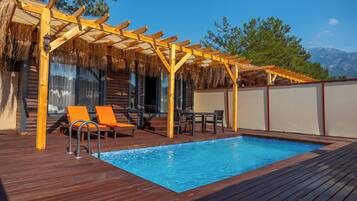 Seasonal outdoor pool