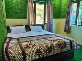 Deluxe Double Room, 1 Double Bed, Balcony, Mountain View